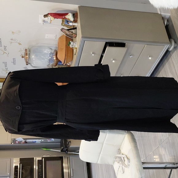 Elegant Black Fall/ Summer Trench Coat - Picture 4 of 10